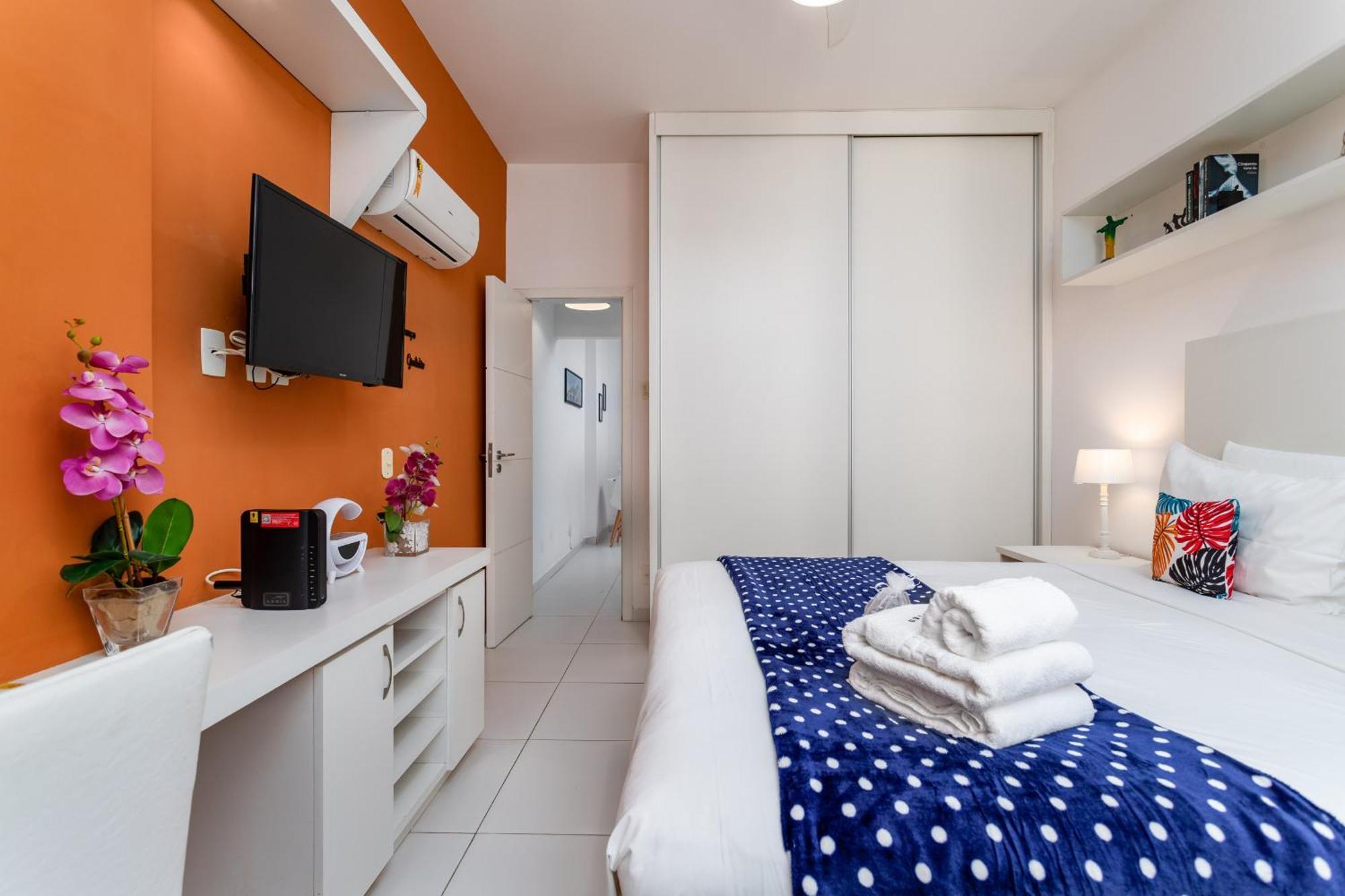 Apartment Em Copacabana A 5 Minutos Da - Nsc309